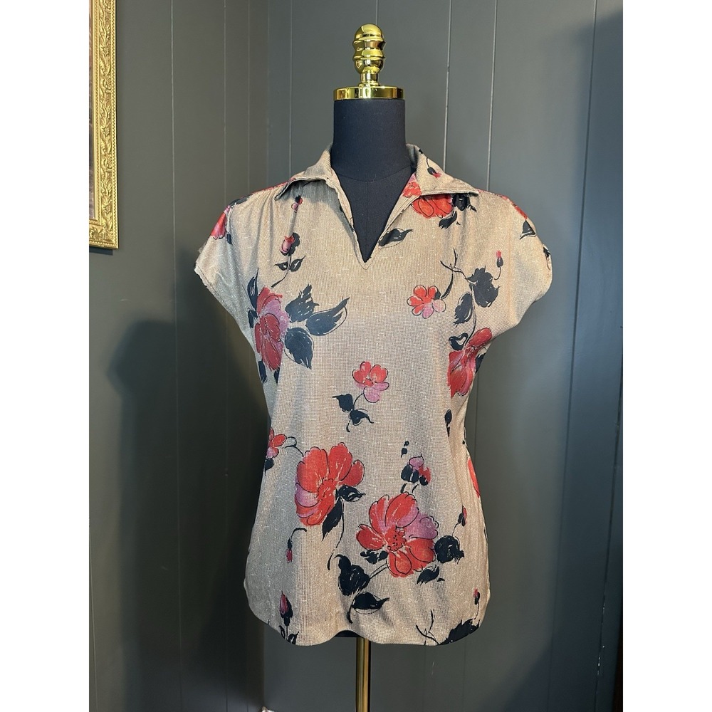 Copy Cats Vintage Red Floral Tan Beige V Neck Blouse‎ S Small